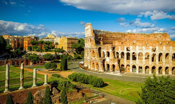 Rome Colosseum Guided Tour with Ancient Rome Access