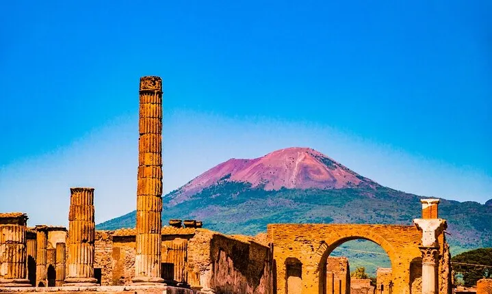 Private full day tour in Pompeii and Sorrento from Rome