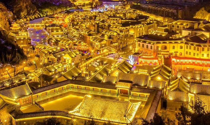 Jinshanling Private Tour with Night View of Simatai and Gubei Water Town from Beijing