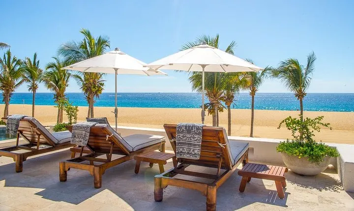 Real Estate Tour In Cabo