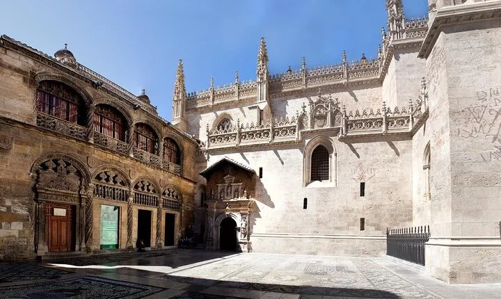Private Tour Cathedral and Royal Chapel of Granada with tickets