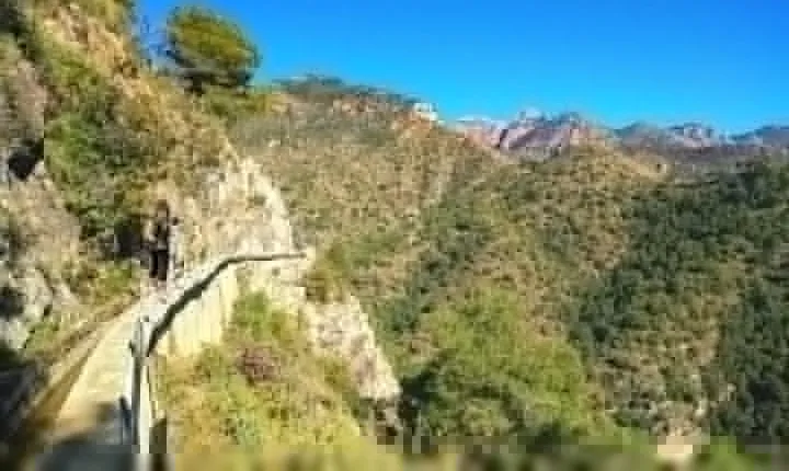 Frigiliana Small-Group Hike and Wine Tasting Tour from Malaga