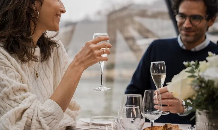 Paris Valentine's Day Dinner Cruise by Bateaux-Mouches