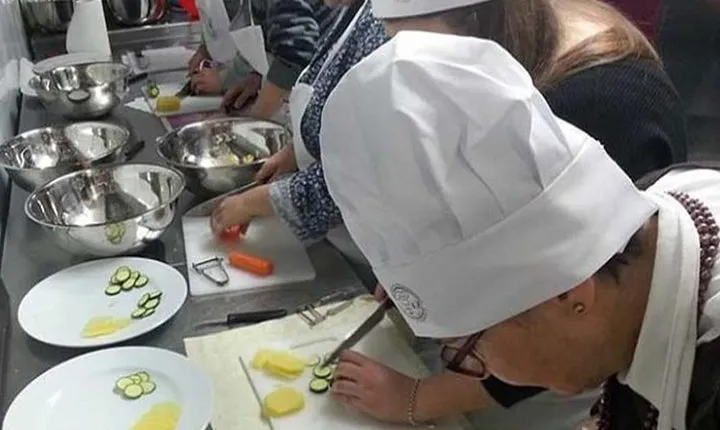 Cooking Class in Taormina with Lunch Included