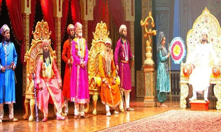 Romantic Mohabbat the Taj Show with a lavish dinner