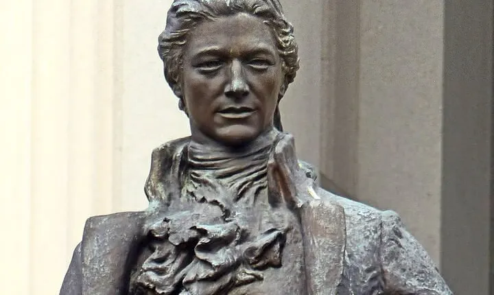 Alexander Hamilton: Warrior and Financier Walking Tour