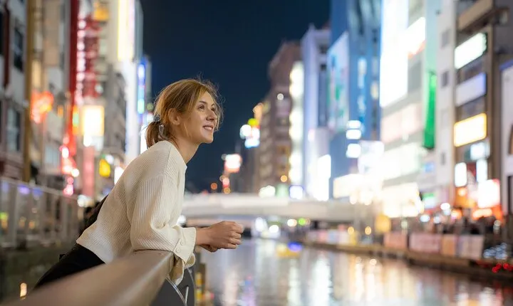Guided Photography Tour in Osaka: Capturing Memories
