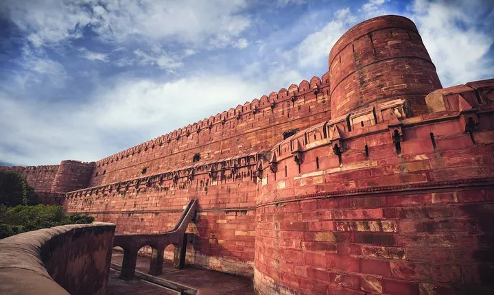 4 Days Golden Triangle Tour to Agra and Jaipur From New Delhi