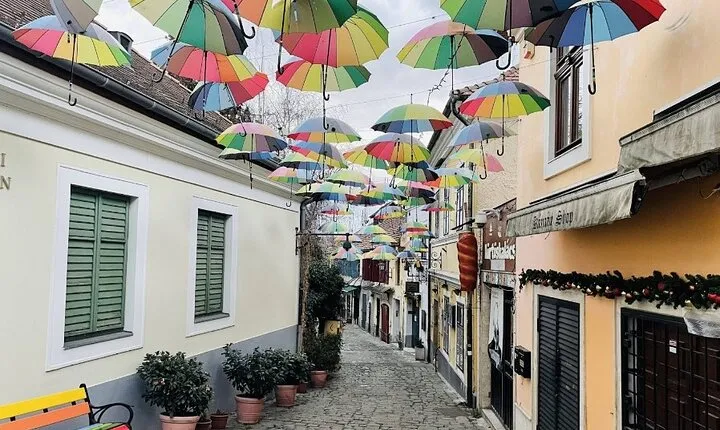 Private Tour to Szentendre from Budapest with Wine Tasting
