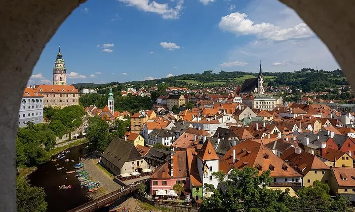 Private Transfer from Cesky Krumlov to Prague