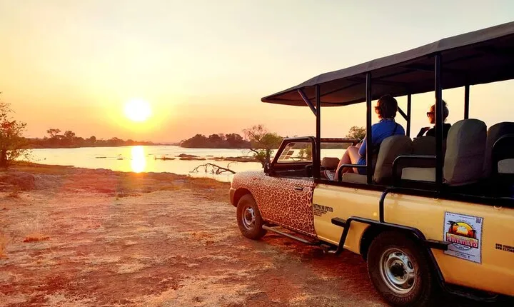 Guided 4x4 Town Safari in Victoria Falls