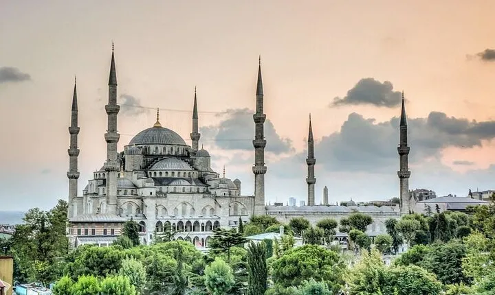 Byzantine & Ottoman Marvels In Half-Day Private Tour