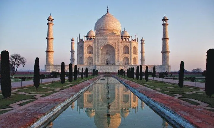 Wonderful same day trip of Agra from New Delhi