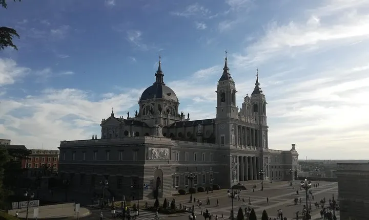 Madrid Old Town Walking Tour with Small Group