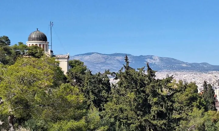 Revealing The Archaeological Lanscape with a Specialist