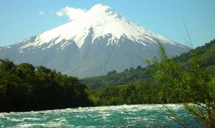 Puerto Varas: Full day Osorno Volcano and Petrohue falls