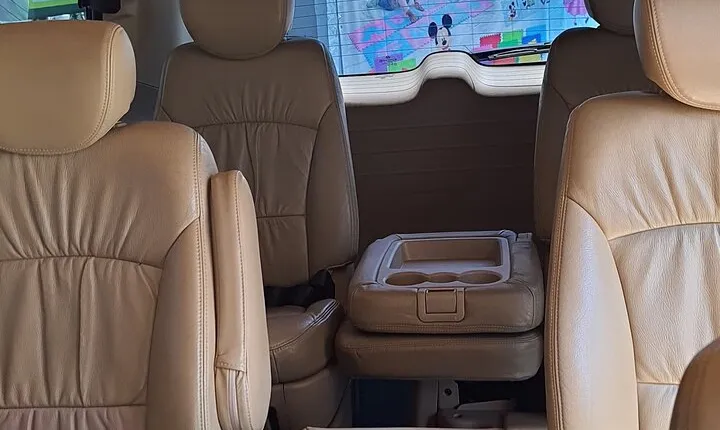 Bali Airport Transfer Check in or Check out Ubud Area Luxury Car