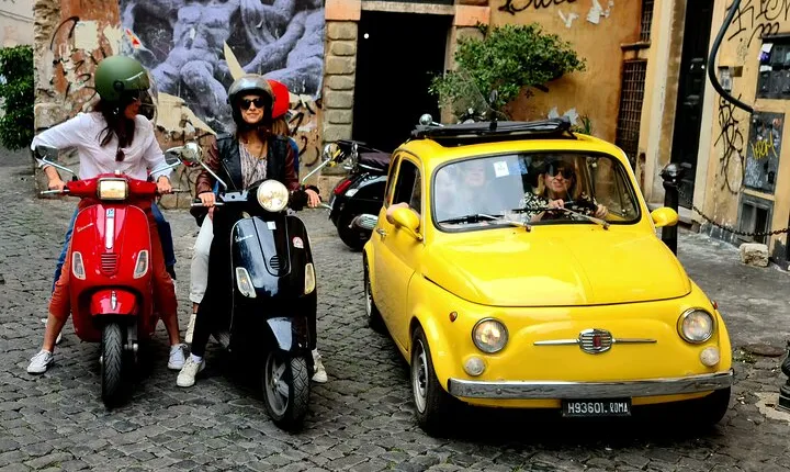 Fiat 500 Vintage Tour in Rome