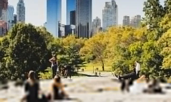 Art Deco and Architecture Tour in New York City with Expert Guide