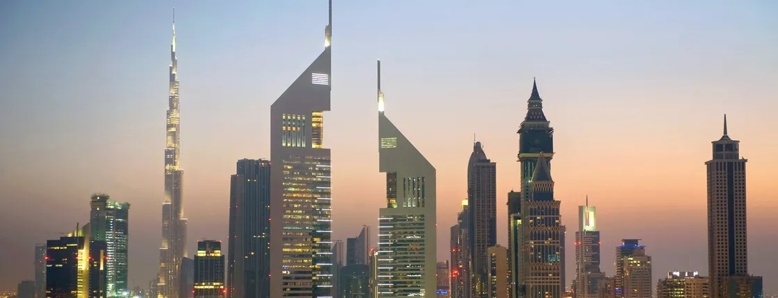 Three in one in Dubai: city tour, dhow cruise and desert safari