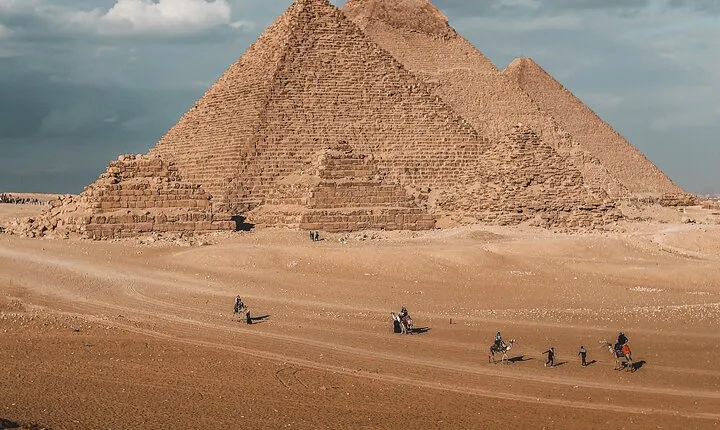 Pyramids and Nile Day Trip from Alexandria Port