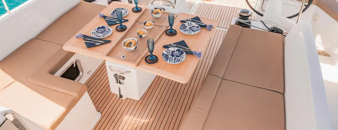 Athens Private Morning Sailing Cruise with Greek Meal