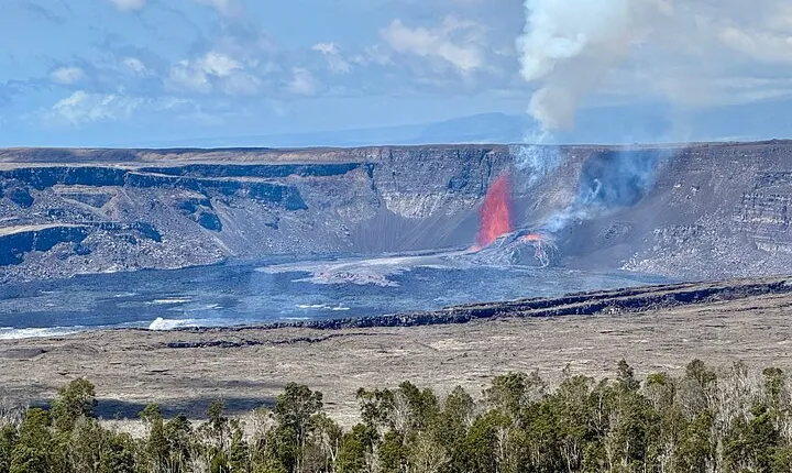 Hawaii Volcanoes National Park and Hilo Highlights Small Group Tour