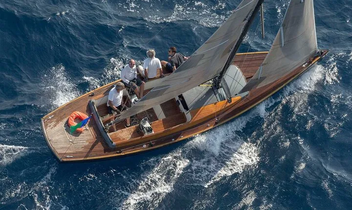 Classic Boat Tours in Cannes