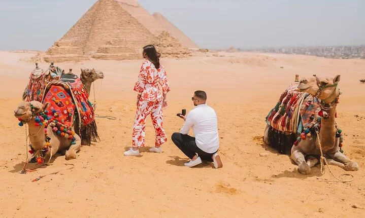 Private Excursion Giza pyramids ,sphinx, Sakkara Pyramid and Memphis Old City