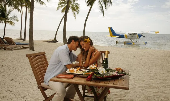 Seaplane Private Flight from Miami with Lunch in the Florida Keys