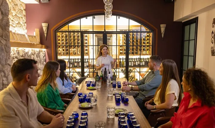 Thissio Olive Oil Experience & Walking Tour