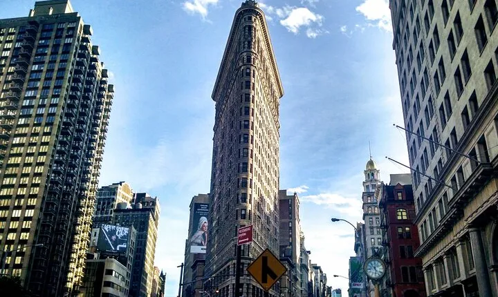 Time Warp in Flatiron: NYC Self-Guided Puzzle Quest