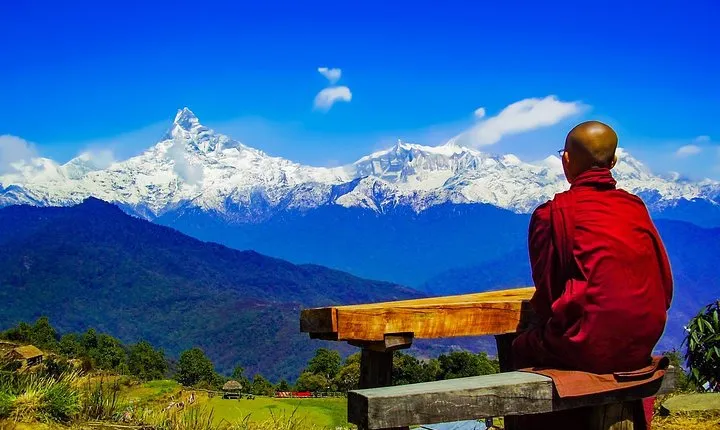 Cultural, wildlife and adventurous Nepal: Kathmandu, Pokhara and Chitwan Tour