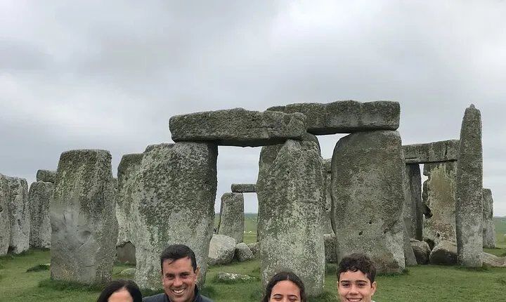 Private Guided Tour of Windsor, Stonehenge and Bath 