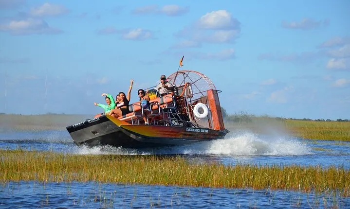 From Miami: Hop-on Hop-off Tour, Boat Cruise, and Everglades Tour