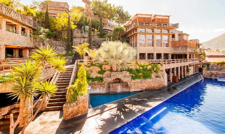 Hot Springs Escape and Thermal Circuit from Guatemala City
