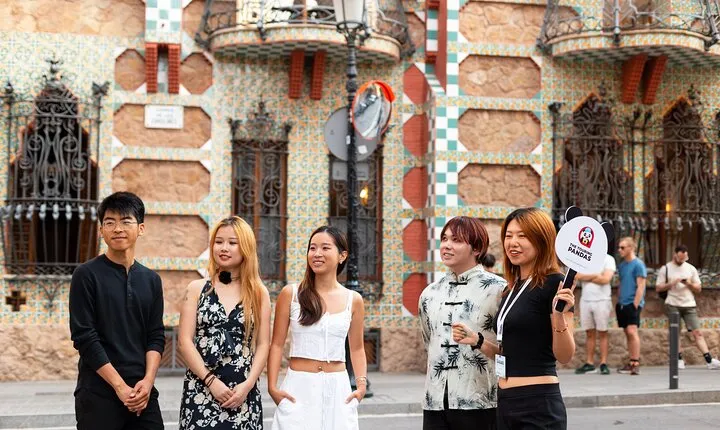 Barcelona Gaudi Houses Tour: Casa Vicens, Pedrera & Casa Batlló
