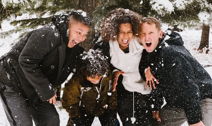 Rovaniemi: Private Winter Wonderland Photoshoot Tour