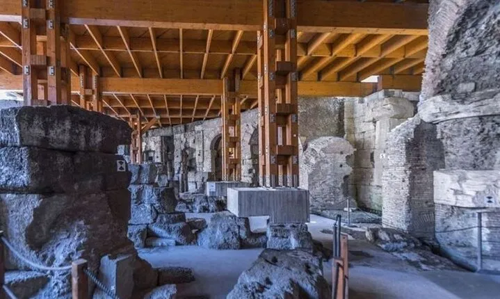 Colosseum Underground Private Tour with Forum Experience
