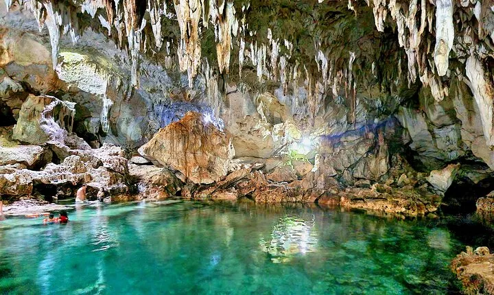 Private Tour Cayman Crystal Caves in Grand Cayman Island