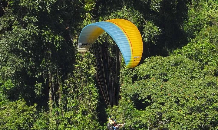 Paragliding and River Tubing private experience from Guatape 