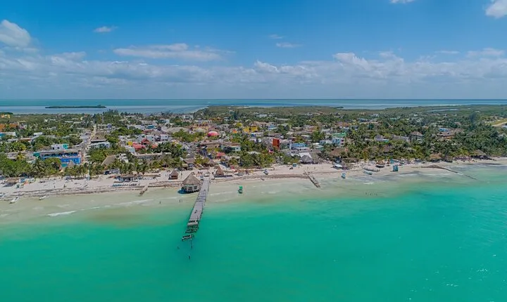 Magical adventure in Holbox. Discover the Passion island & Cenote Yalahau