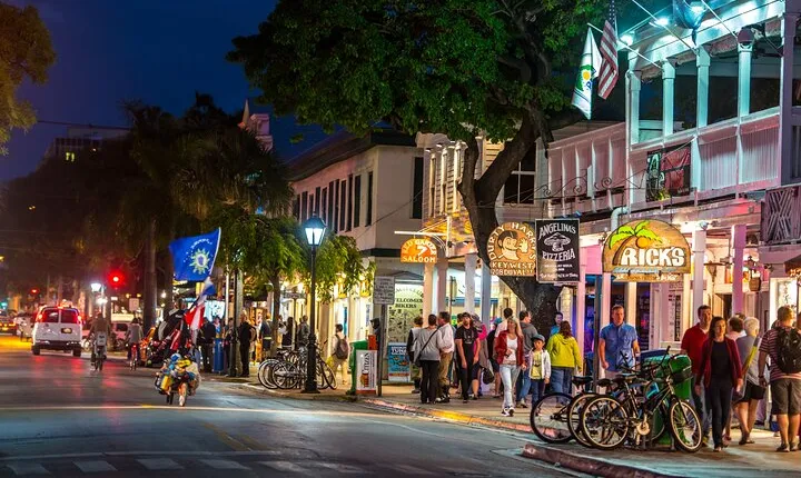 Key West Haunted Pub Crawl Walking Tour