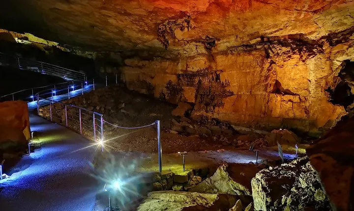 EXCLUSIVE & PRIVATE Tour to Cave's and Waterfalls