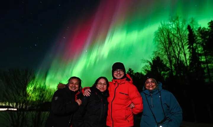 Guaranteed Northern Lights Tour with Professional Photography