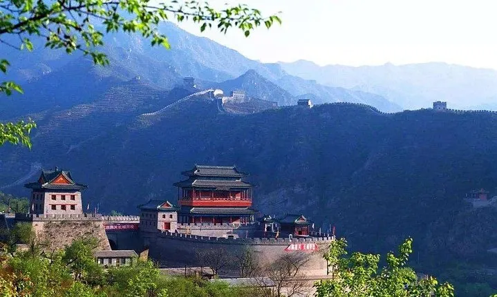 Juyongguan Great Wall and Ming Tomb Private Day Tour
