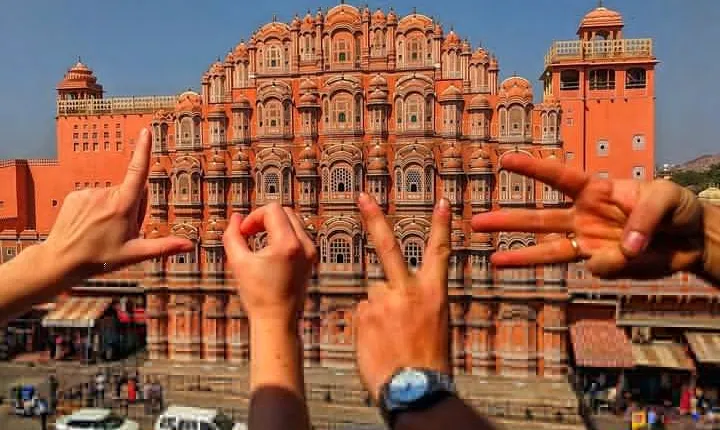 7 Days Golden Triangle Tour with Temples : Delhi Agra Jaipur