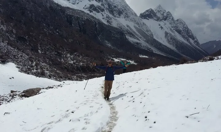 Manaslu Circuit Larkya Pass Trekking 13 days From Kathmandu
