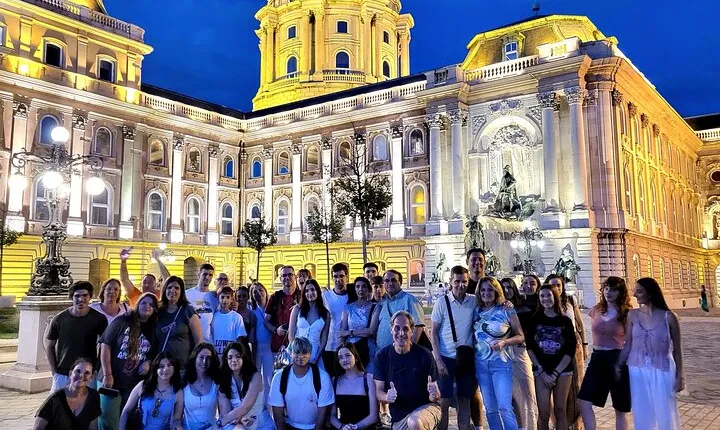 Free tour of Buda Castle