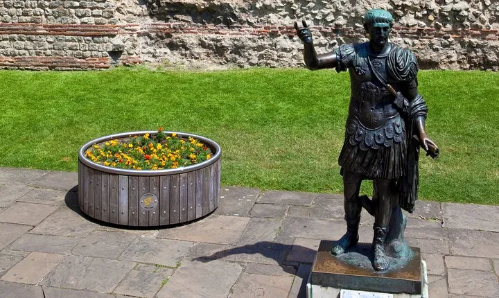 Roman & Medieval London: Private Half-Day Tour in a Black Cab